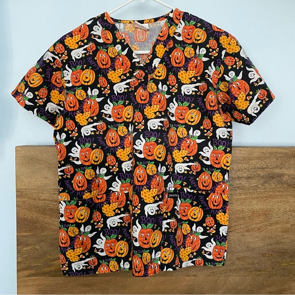 Holiday Scrub tops- Halloween ,Thanksgiving and July 4th
Size small- - Picture 5 of 11